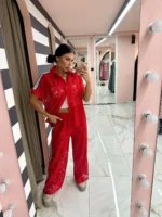 Santana set red
