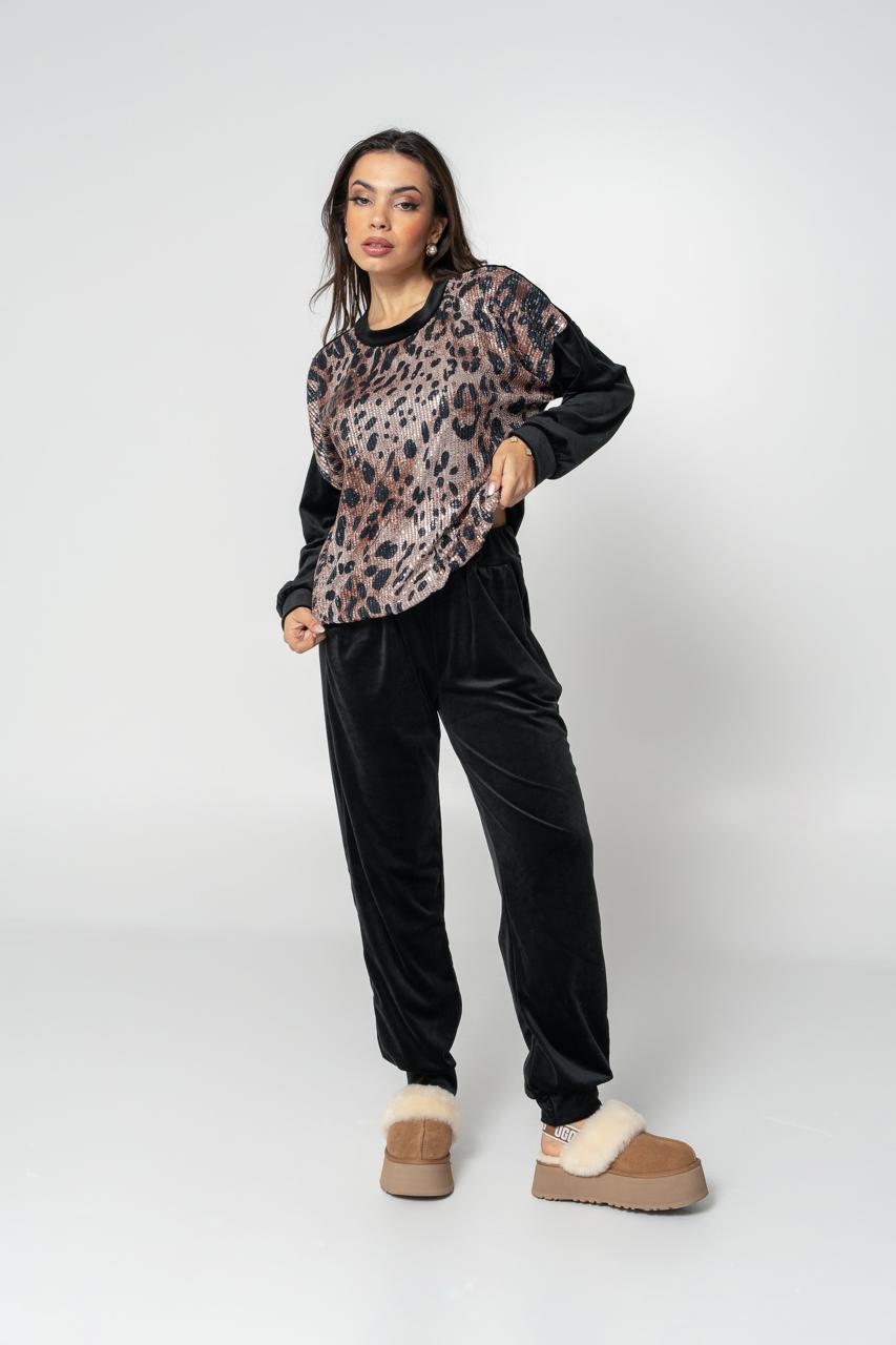 490A6E0A-B8A2-499D-81FF-8CBE50F5BD31 Black velvet tiger set - Image 1