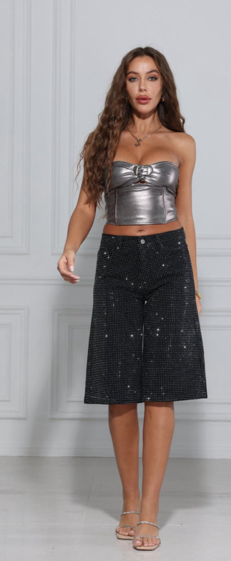 FullSizeRender_9312585c-6ed4-410b-8e37-b512a86d27a8 Long shorts stras black Jean - Image 1
