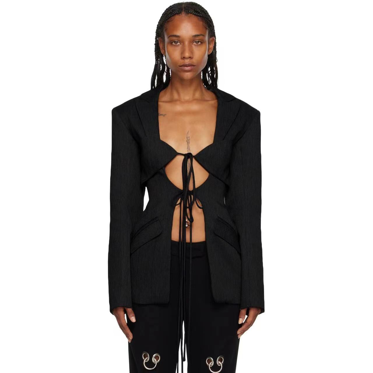 IMG-6641_ffed7e00-9b5c-4bb9-8362-26963122bd48 Lila Black Blazer - Image 1