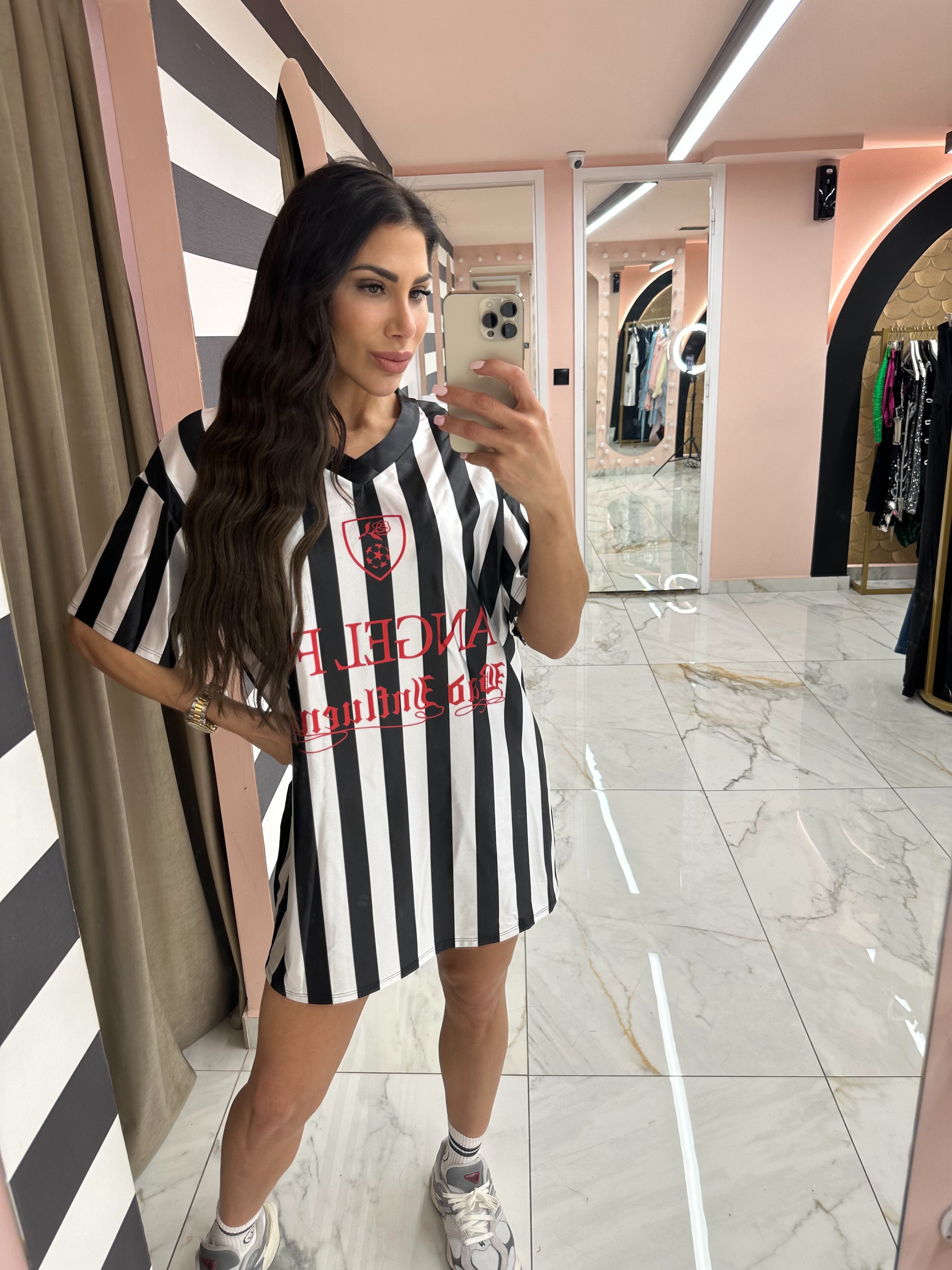 IMG-8924 Black lines t shirt - Image 1