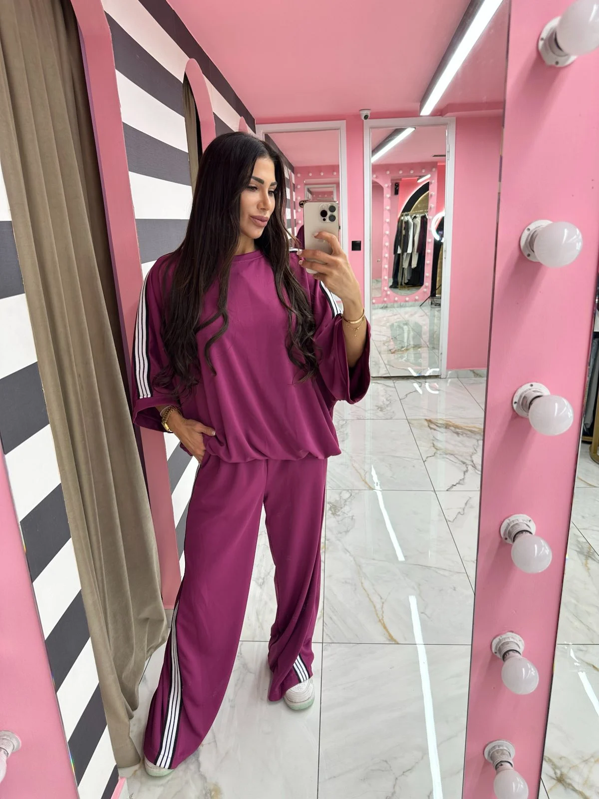 0-02-05-4fa52fb1f33c31506dec58c9e85cece2fd395a1abbcb64701ec43c82a71ddbe4_22277531f89 Magenta Vibes Set - Image 1