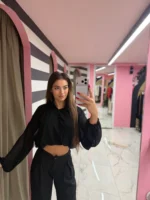 Soft Bloom Crop Top – Black