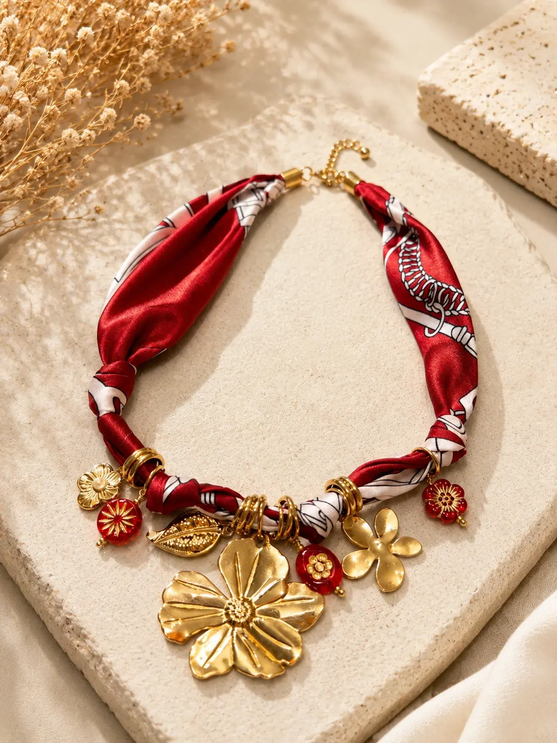 img_6a05631b988f12.49834324.webp Scarlet Bloom Necklace - Image 1