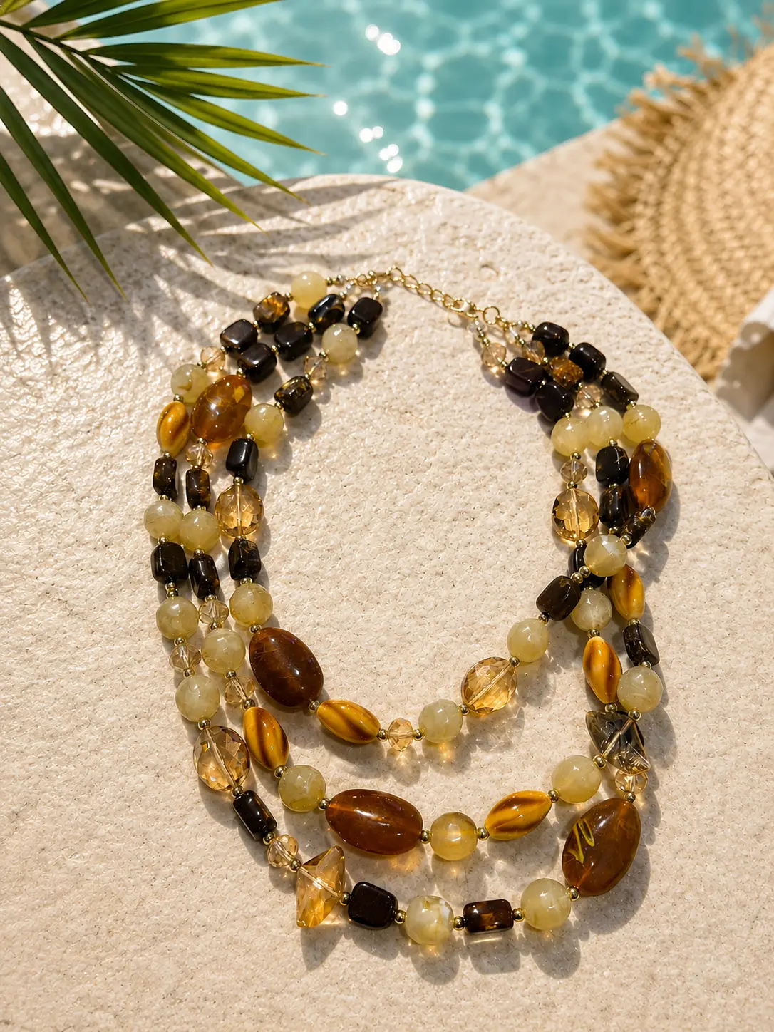 img_6a0563e8968321.88176006.webp Golden Desert Necklace - Image 1
