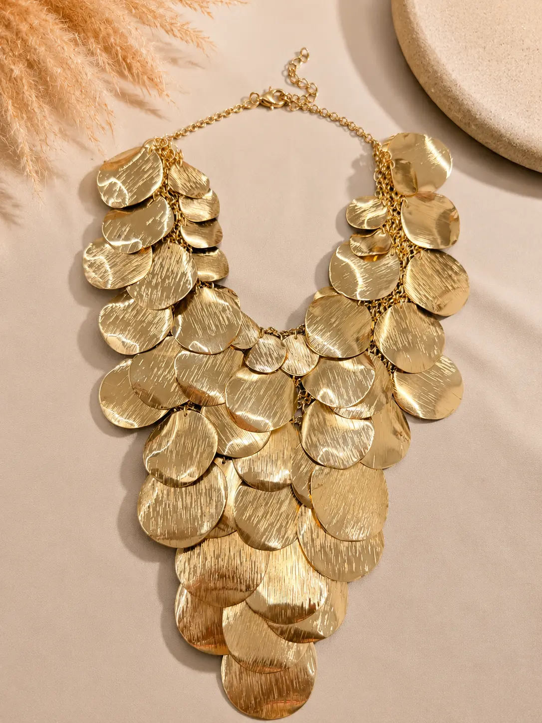 img_6a4b8ddf4813c7.22870738 Golden Mirage Statement Necklace - Image 1