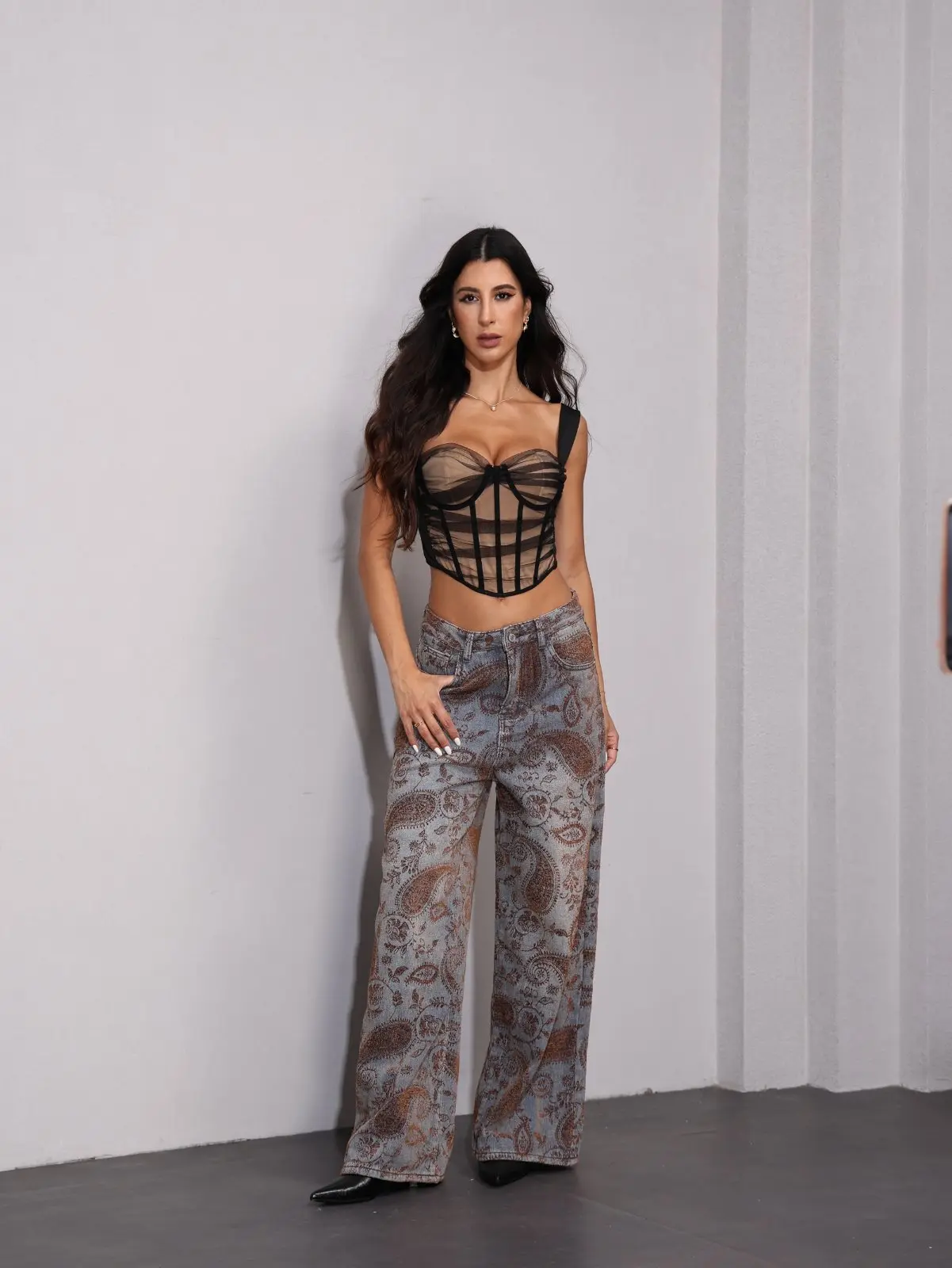 img_6aa554d8a99e56.83481476 Paisley Muse Jeans - Image 1