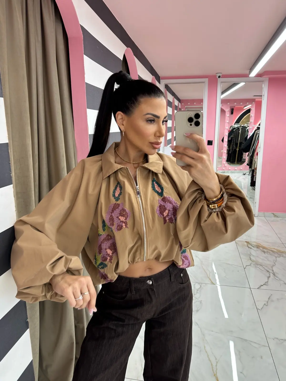 img_6aa57c7ead7276.66315627 Bloom Sequin Jacket - Image 1