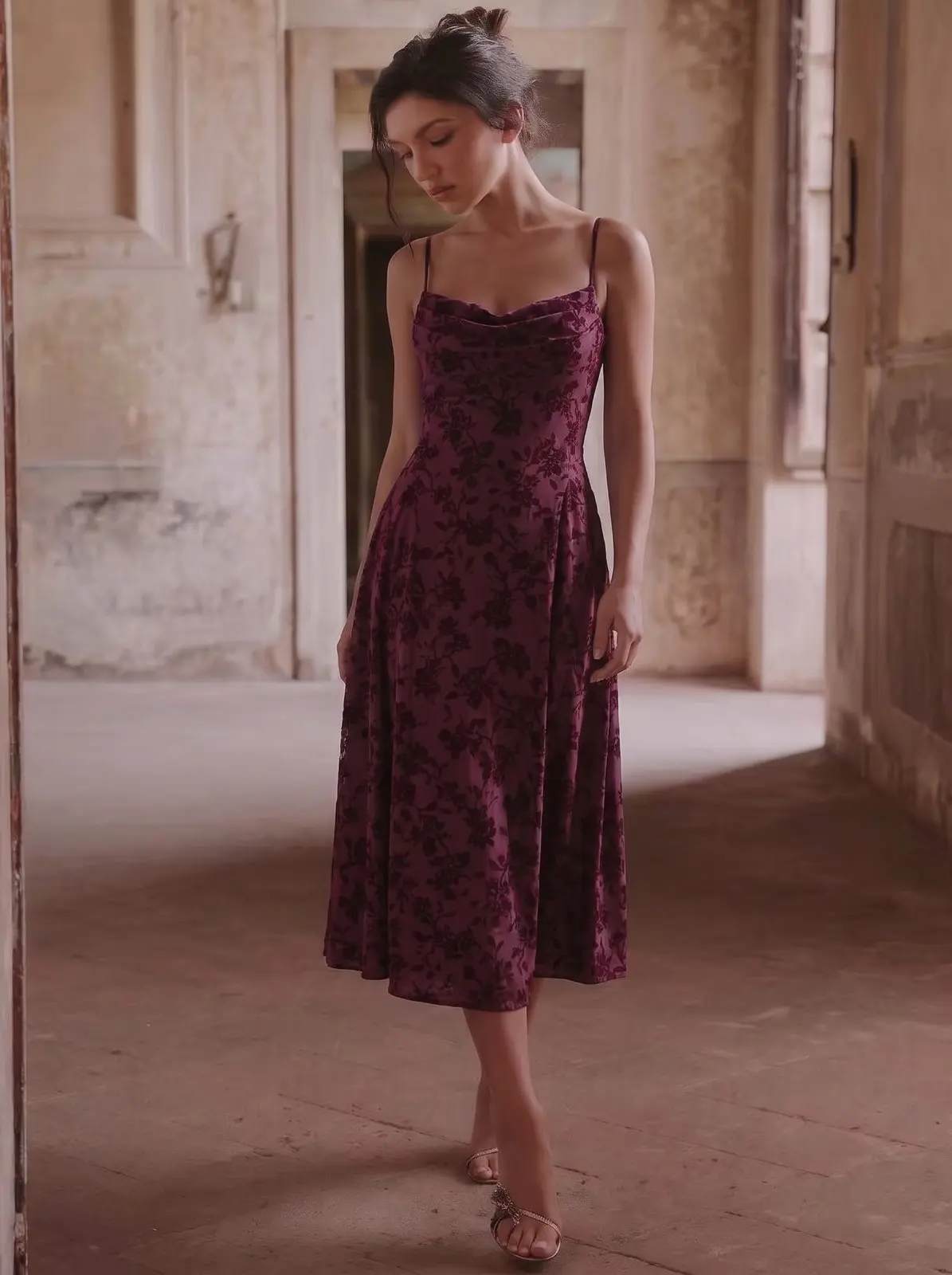 img_6aa65b3d6a71f7.20252956 Floral Satin Dress - Image 1