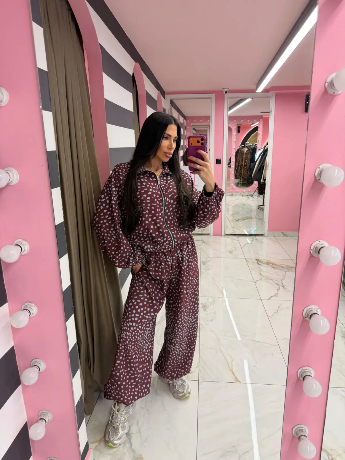 img_6ac66936058292.94084783 Dotted Flow Tracksuit Set - Image 1
