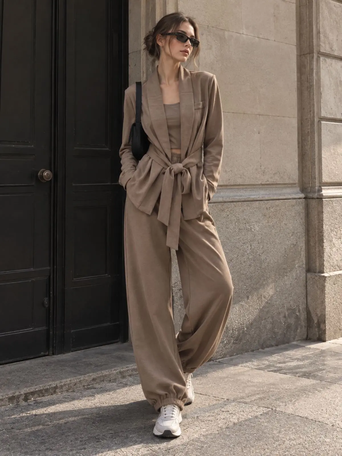 img_6ac7abb4d602b2.68917261 Effortless Chic Set - Image 1