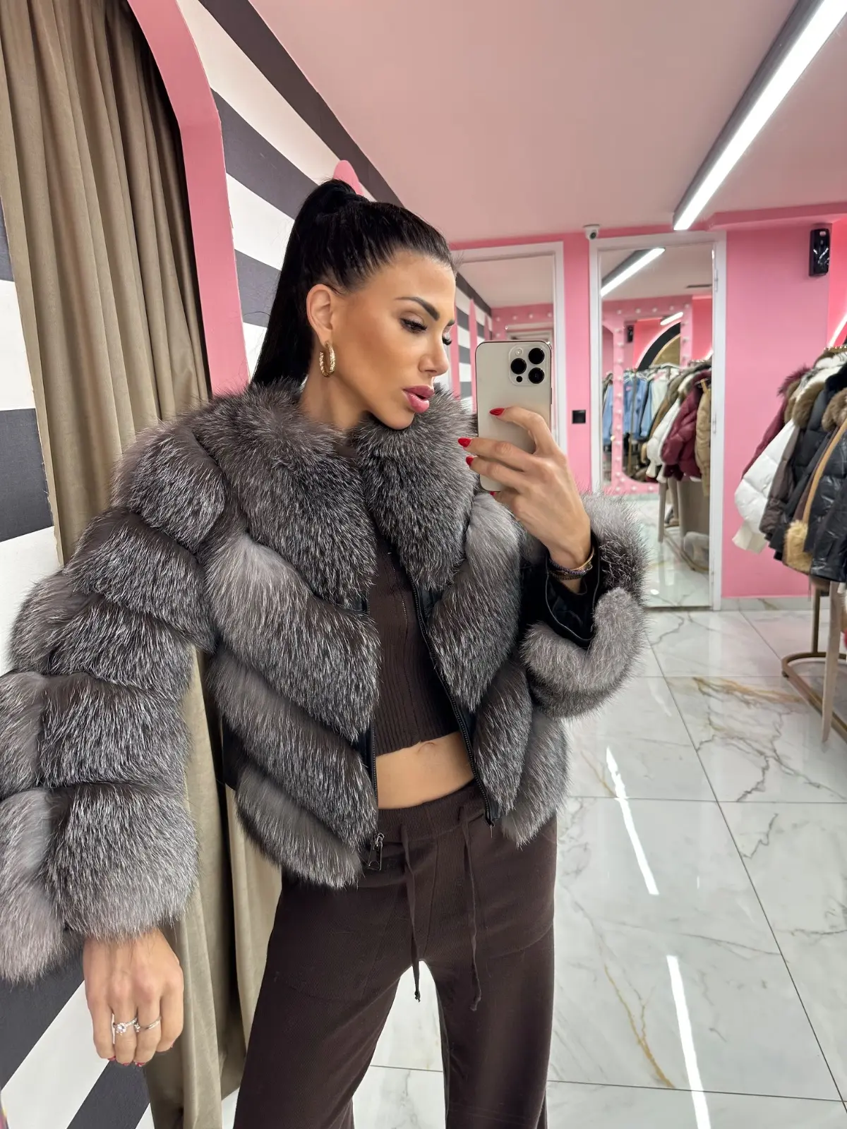 img_6ace7a939bd8e9.48420461 Silver Fox Jacket - Image 1